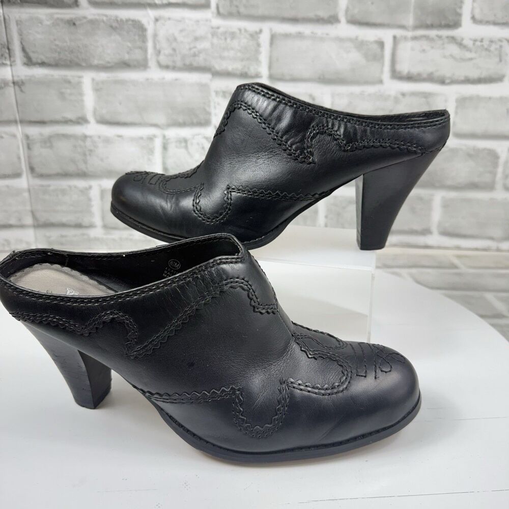 Y-Not Sasha Women’s 8.5 Y2K Black Leather Western Heel Clog Bootie